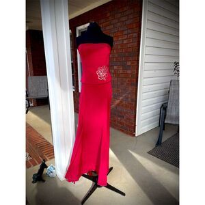Capriata Women's Red 2 piece Gown Size 12 Formal Dress prom wedding
